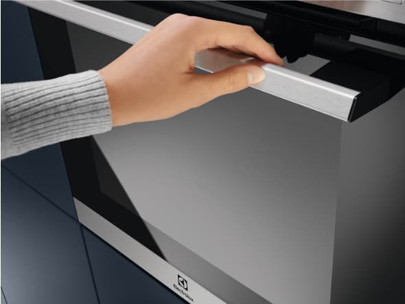 Electrolux EOF3H50BX, Medium, Elektrisk ovn, 65 l, 65 l, 50 - 250 °C, AquaClean