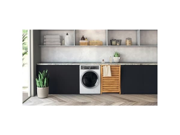Hotpoint H8 W946WB EU, Frontmatet, 9 kg, B, 71 dB, 1400 RPM, A