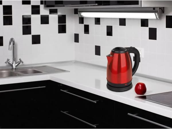 Omega kettle OEK802 1.8l 1500W, red