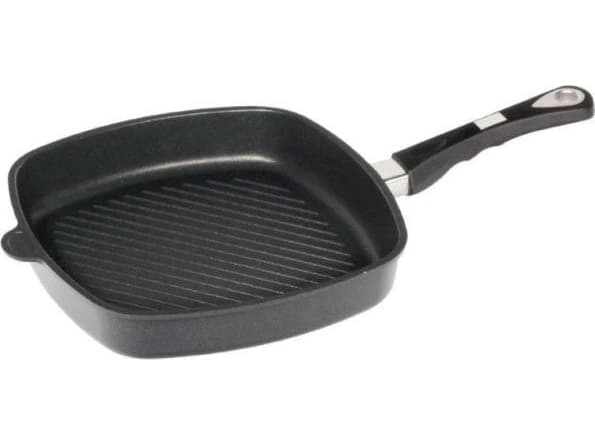AMT Gastroguss fyrkantig induktionsstekpanna med grillyta, 28x28x5 cm AMT E285G-E-Z30-PL