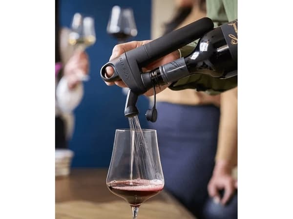 Coravin Pivot ilmastin CORAVIN viinin säilytysjärjestelmään, musta