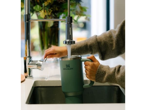 Stanley Quencher H2.0? FlowState Tumbler 1.2L, Grön, Rostfritt stål, 7 h, 11 h, 1200 ml, 100 mm