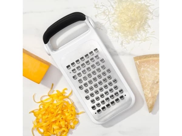 OXO 11216000, Flatt rivjern, Svart, Rustfritt stål, Hvit, Rustfritt stål, Plastikk, Rustfritt stål, 1 stykker