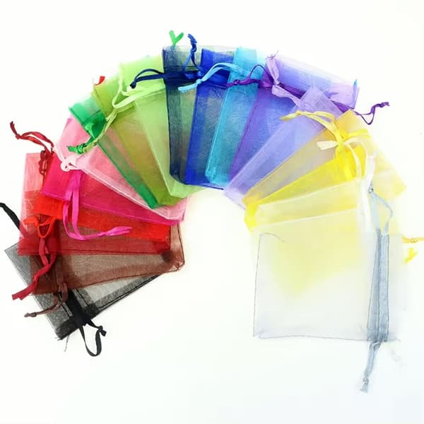 100 Organza poser, 9 x 7cm - Håndsydd