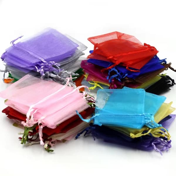100 Organza poser, 9 x 7cm - Håndsydd