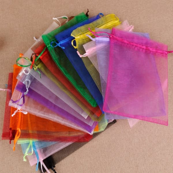 INF Organza-tasker med 100 smykker