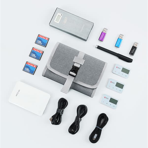 INF Monitoiminen Tech Organizer -laukku