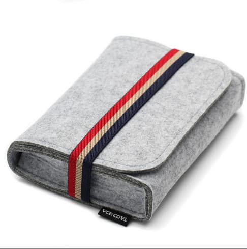 INF Filt Macbook Charger Pouch - Kabelorganisering for elektronikk
