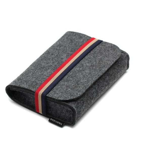 INF Filt Macbook Charger Pouch - Kabelorganisering for elektronikk