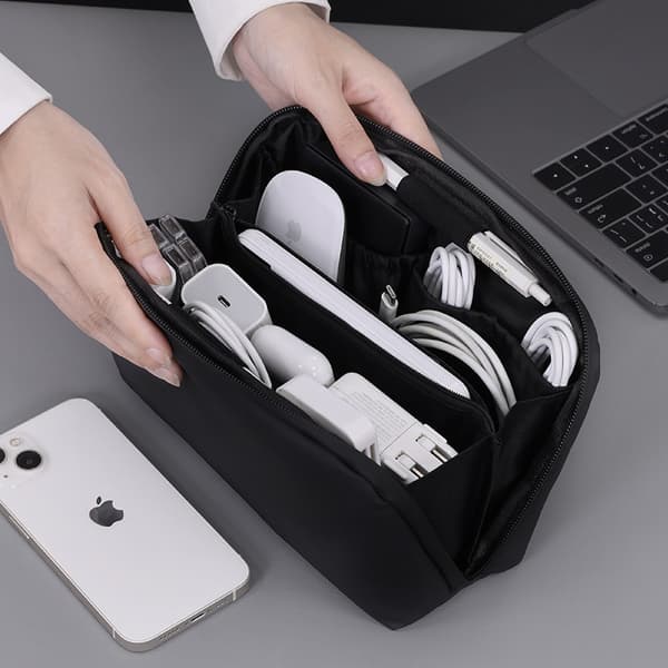 INF Tech Accessory Organizer Bag för kablar, mus, hörlurar