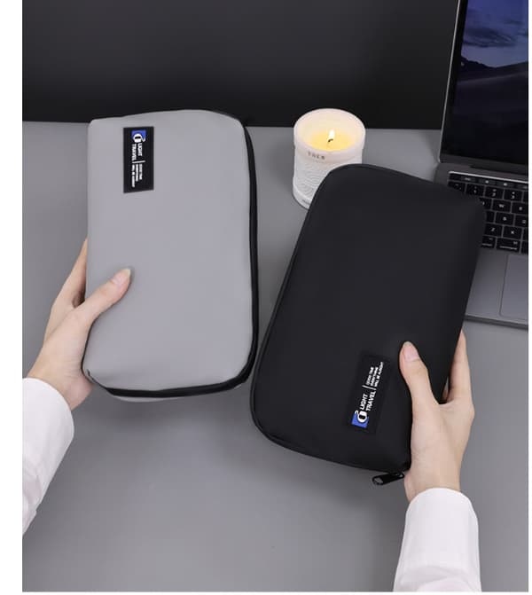 INF Tech Accessory Organizer Bag för kablar, mus, hörlurar