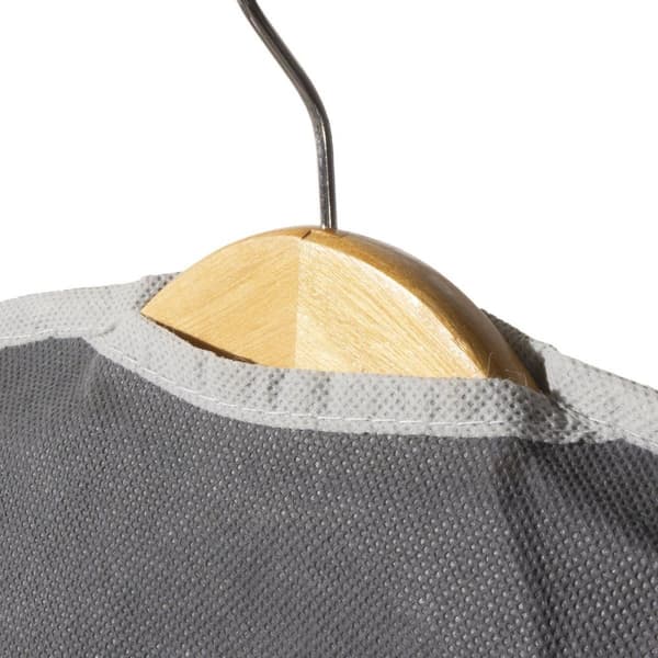 Housse en intissé pour vêtements longs
