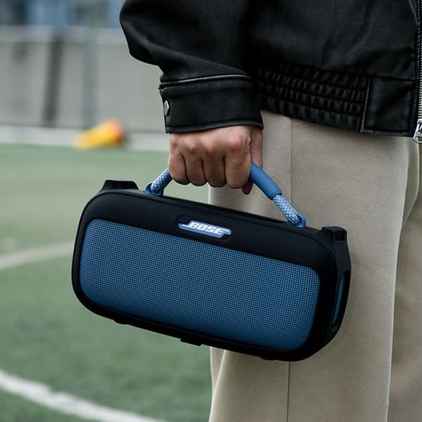 INF Silikonfutteral med skulderreim til Bose SoundLink Max