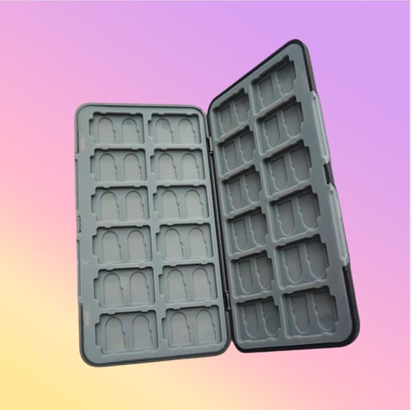 INF Magnetisk spillkortveske for Switch OLED - 24 spillkassetter Sort