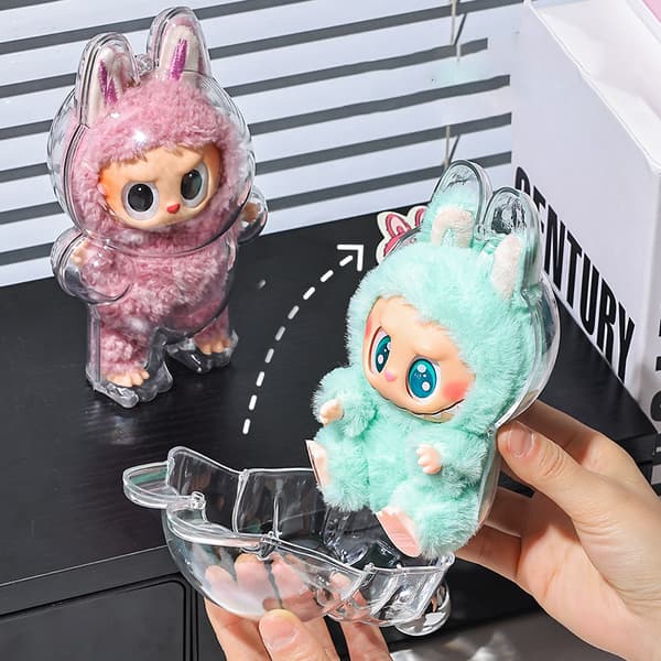 INF Klart skyddsfodral för LABUBU Generation 1-figurer