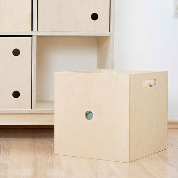 Lackerad DICE förvaringsbox 1