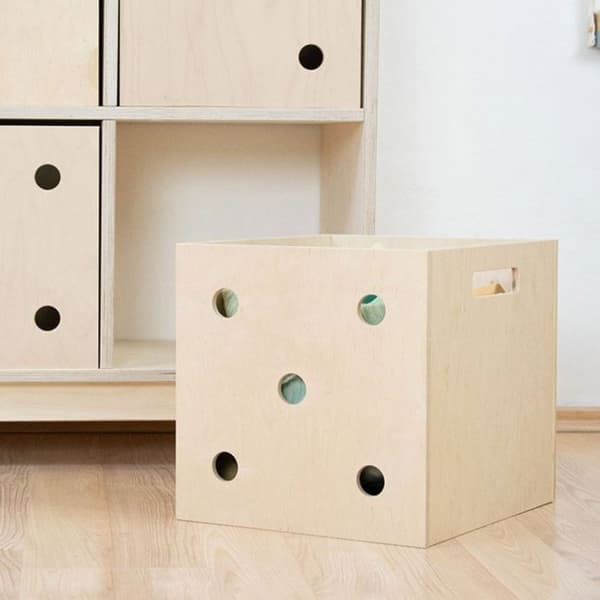 Lackerad DICE förvaringsbox 5