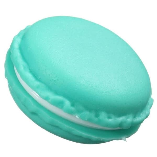 Liten låda i form av en macaron