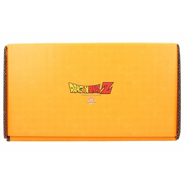 Dragon Ball Z characters box comics