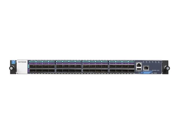 NETGEAR M4500-32C - Kytkin - L3 - Hallinta - 32 x 10 Gigabit / 25 Gigabit / 40 Gigabit / 50 Gigabit / 100 Gigabit QSFP28 - monterbar på stativ musta