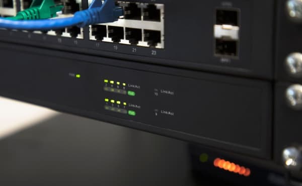 Intellinet 561433, hanterad, Gigabit Ethernet (10/100/1000), Full duplex, Strömförsörjning via Ethernet (PoE) stöd, Rackmontering
