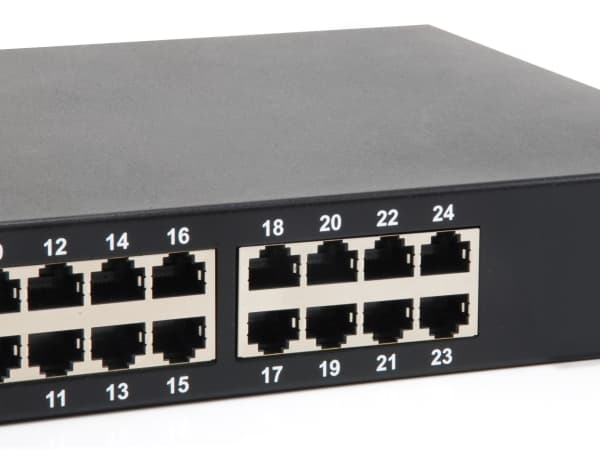 LevelOne GEP-2421W150 - Switch - 24 x 10/100/1000 (PoE) - rackmonterbar - PoE+ (150 W)