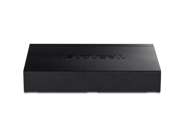 TRENDnet TPE TG350 - Switch - ohanterad - 4 x 10/100/1000/2.5G (PoE+) + 1 x 100/1000/2.5G - skrivbordsmodell, väggmonterbar - PoE+ (55 W) - TAA-kompa