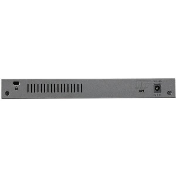 Switch 8 portar PoE+ 10/100/1000 Mbps