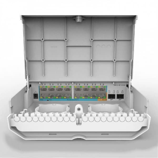 Przełącznik 16xGbE 2xSFP+ CRS318-16P-2S+OUT Valkoinen