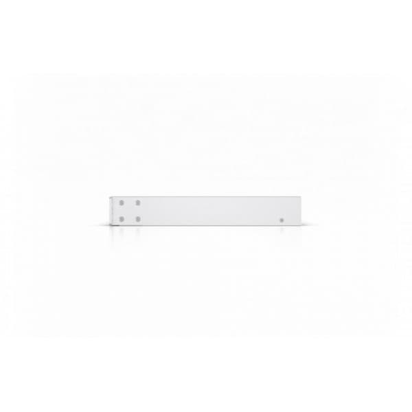 Ubiquiti UniFi Dream Machine Pro -kytkin ja palomuuri