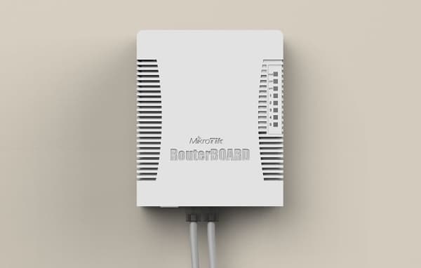 MikroTik RouterBOARD hEX RB960PGS - Ruter - 4-ports switch - 1GbE
