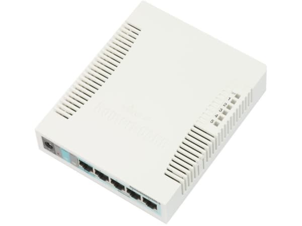 MikroTik RB260GS - Switch - Administrerad - 1 x 10/100/1000 (PoE) + 4 x 10/100/1000 + 1 x SFP - skrivbordsmodell