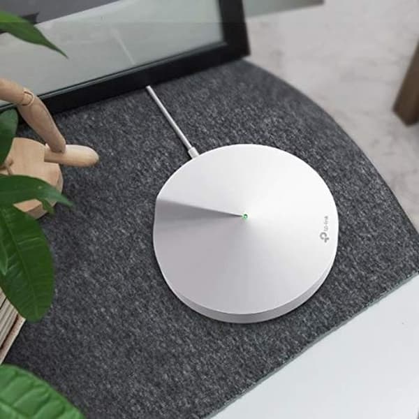 TP-Link Deco M9 Plus(1-pack) AC 2200Mbps Tri-Band Mesh WiFi-system med hemautomatiseringshubb - täckning upp till 200m2