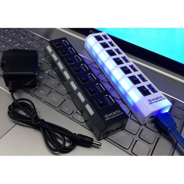 USB 3.0 Hub - Ej specificerat - 7 portar - ON/OFF-brytare - LED-lampor - Svart