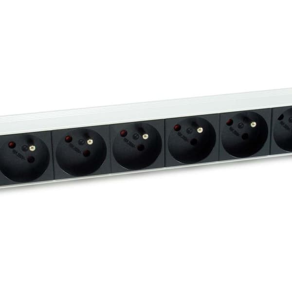 Equip 333313 Strømskinne Til Rack Sort One Size / EU Plug