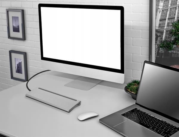 ADAPTERHUB USB-C HDMI VGA SD 3xUSB MACBOOK 11w1