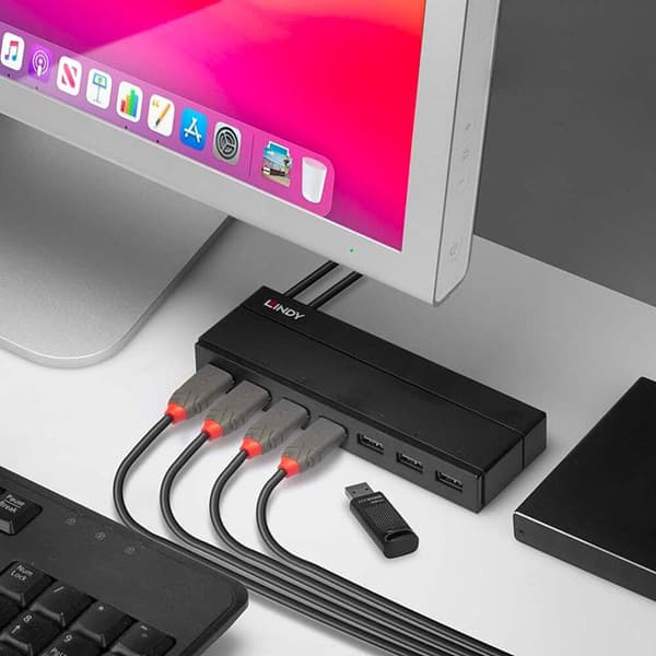 USB-hubb - Lindy - 43228 - 7 portar - 5000 Mbit/s - DC-ström - Svart