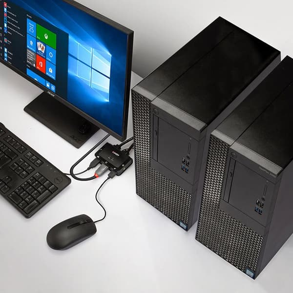 LINDY KVM-switch DisplayPort 2 portar 1.2 USB 2.0 och ljudkablar inbyggda