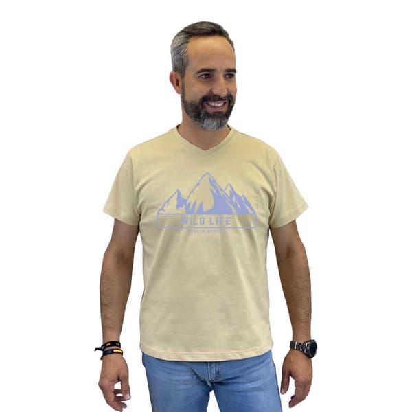 Pasion Morena Kortærmet T-shirt Med V-hals Wildlife Mountain Beige S
