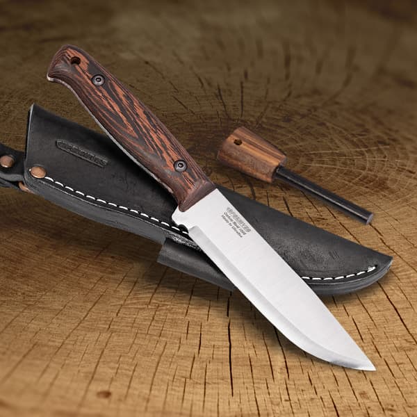 BPS Knives Adventurer Vanera Expeditionskniv med Tändstål - Begränsad Upplaga | 1066 stål Wenge trä svart läderslida