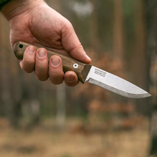 BPS Knives Bushmate 2.0 fra DBK Bushcraft-kniv med læderskede og optændingskniv