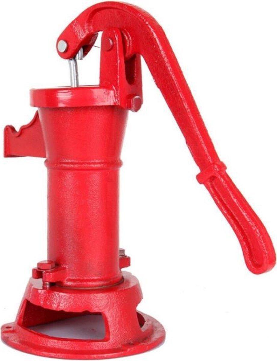 Handpump | Pumpar vatten