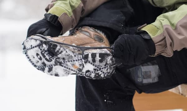 YAKTRAX CHAINS, broddar med snökedjor för kängor