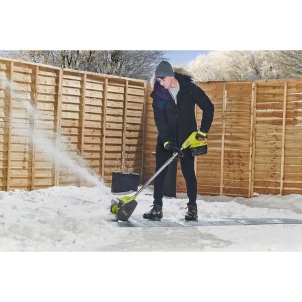 18V RYOBI snöslunga - arbetsbredd 25 cm - röjningsdjup 15 cm - max. 6 m - Utan