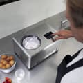 Miniatyrbild 3 av 4: Maskin för is - Yoghurtmaskin - Sorbetmaskin - Kylfunktion - Integrerad kompressor - Gelateria Pro Touch 8502 Solis