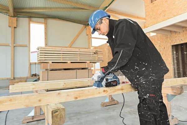 Bosch Professional GHO 26-82 D Hyvel - 710 Watt - Upp till 2,6 mm spåndjup
