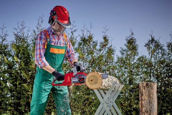 Einhell Battery Chainsaw FORTEXXA 18/30 Power X-Change (Li-ion - 18 V - harjaton moottori - 30 cm miekka - max. 4300 rpm - ilman akkua ja laturia)
