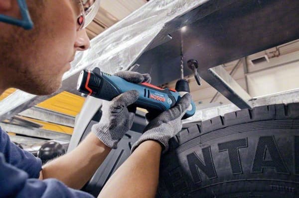 Bosch GWB 10,8-Li Professional Blau Akku-Winkelschrauber Solo - leveres uden batteri og oplader
