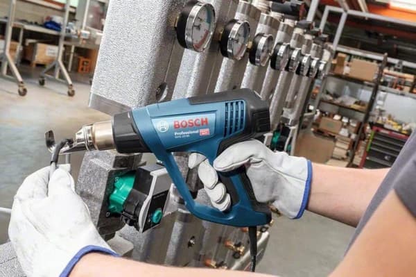 Bosch GHG 23-66 lille sæt Varmluftspistol inkl. dyser i kuffert - 2300W