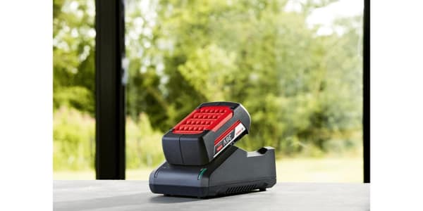 Bosch 36 V Li-Ion (2,0 Ah) batteri och (AL3620-CV) laddare